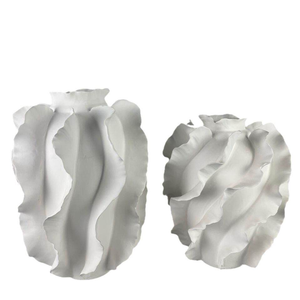 现代简约轻奢圆形陶瓷白色花瓶样板房间波浪花边插花器博古架摆件