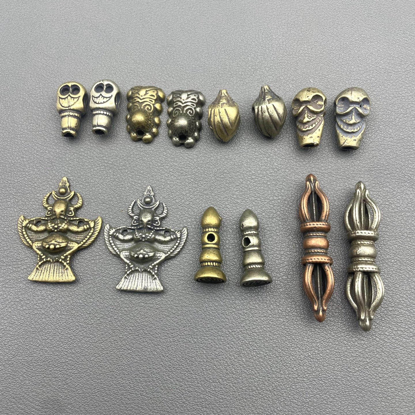 藏式文玩纯铜做旧配饰手工雕刻金刚杵阿呆三通卡子侧挂隔珠大鹏鸟