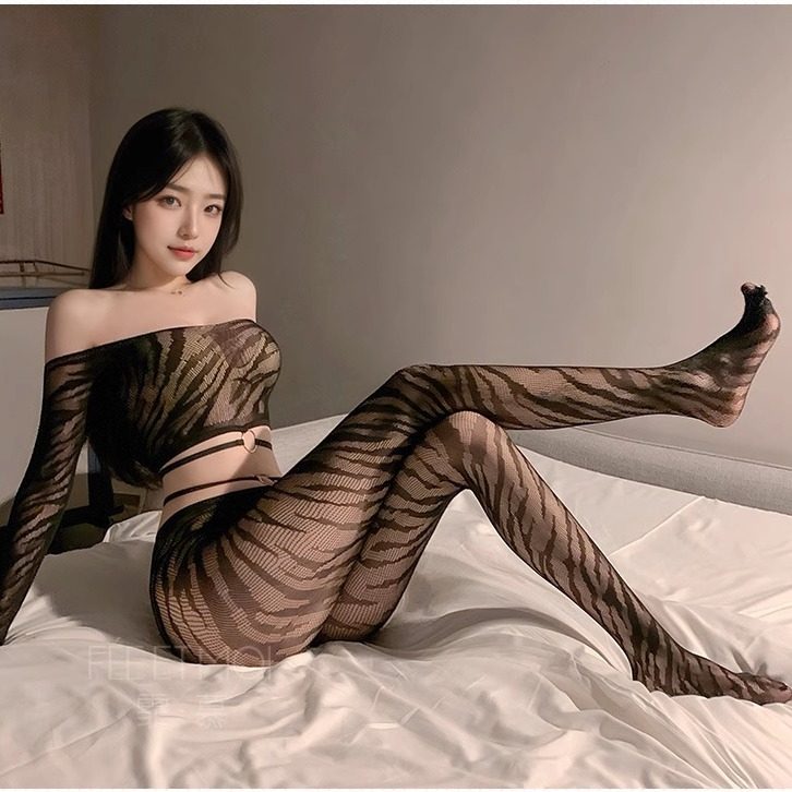 性感前缘霏幕夏季新款网眼天鹅绒透视诱惑长袖露腰上衣连裤袜套装