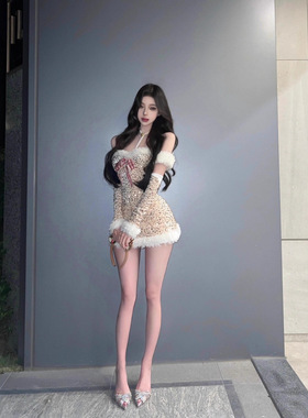 性感前缘圣诞cosplay氛围雪绒鹿亮闪片收腰挂脖抹胸超短包臀裙女