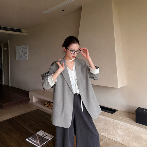 MOOTEA灰色一粒扣女西装外套