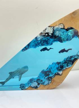 鲸鲨和情侣潜水员小夜灯微型世界灯，型环氧树脂木冬季父亲节礼物