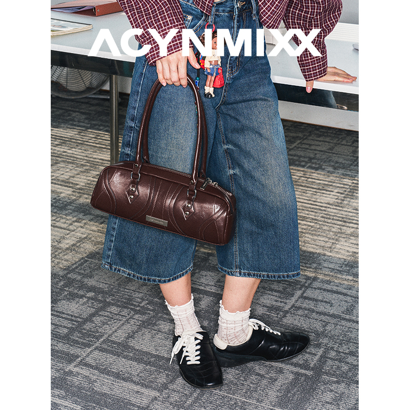 棕色保龄球包油蜡皮法棍包秋冬