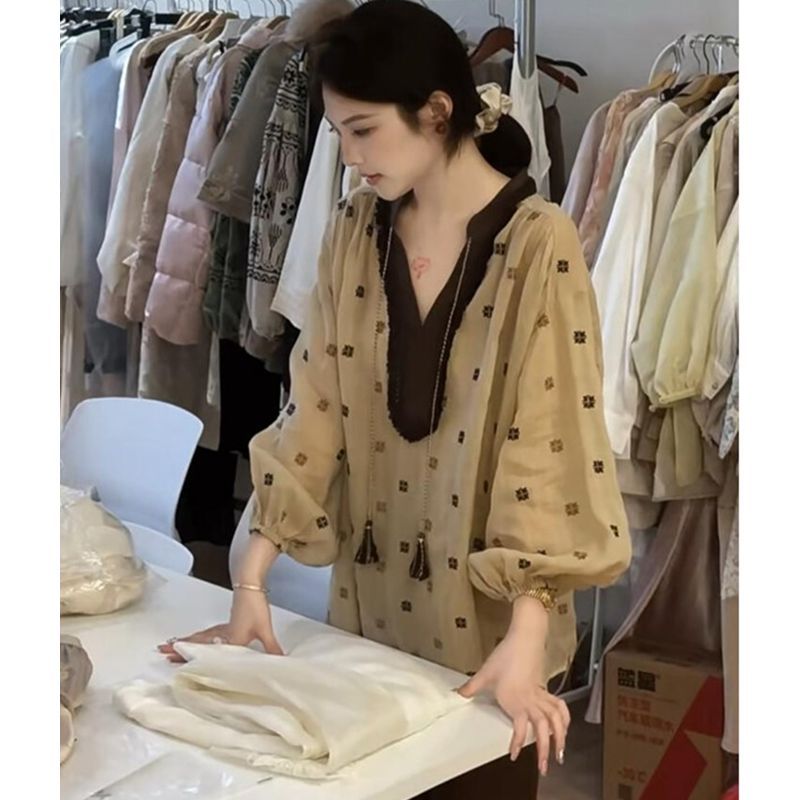 初秋季新款民族风杏色波