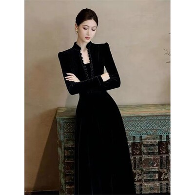 赫本风黑色丝绒连衣裙女