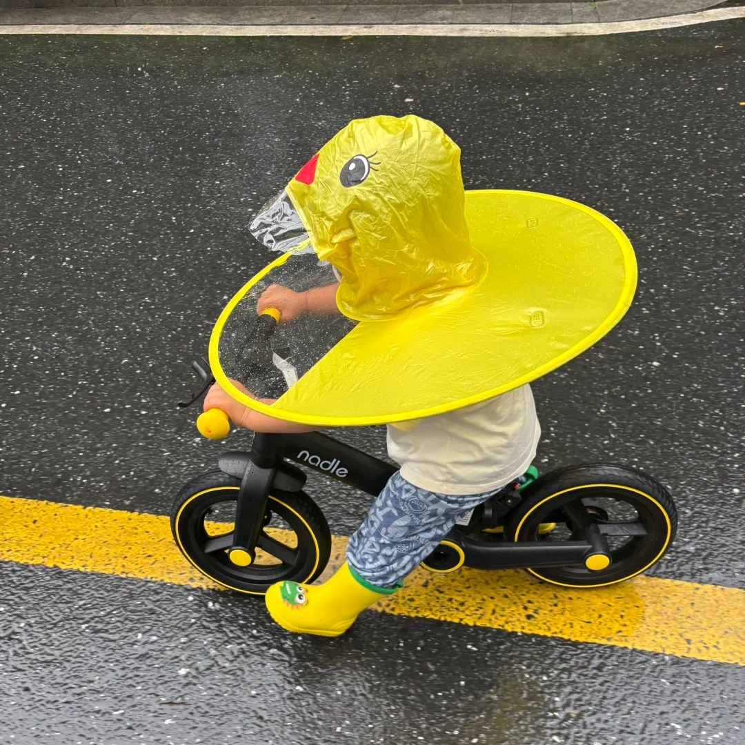 儿童小黄鸭斗篷式雨披连体防雨