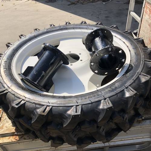 玉米收割机加装轮胎改装