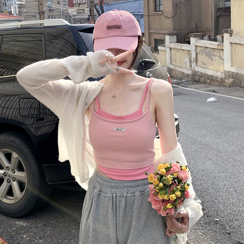 速发高级感小吊带背心内搭设计众小感假辣件甜两风短款抹胸上衣