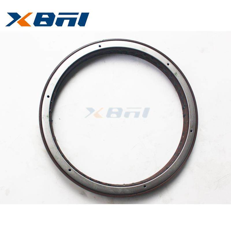 6000044988上汽红岩杰狮配件右轮毂油封总成