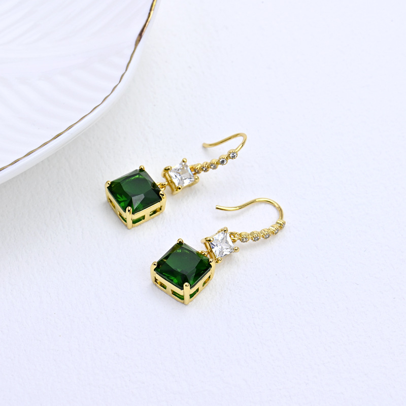 日本品质轻奢方形祖母绿吊坠耳环高级百搭款精致气质优雅大气复古