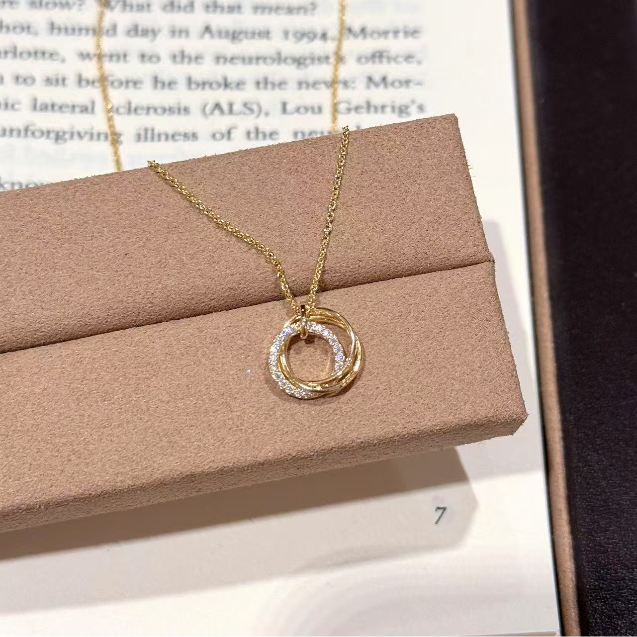 日本品质日韩双环形项链时尚精致百搭饰品轻奢双圈吊坠锁骨链百搭