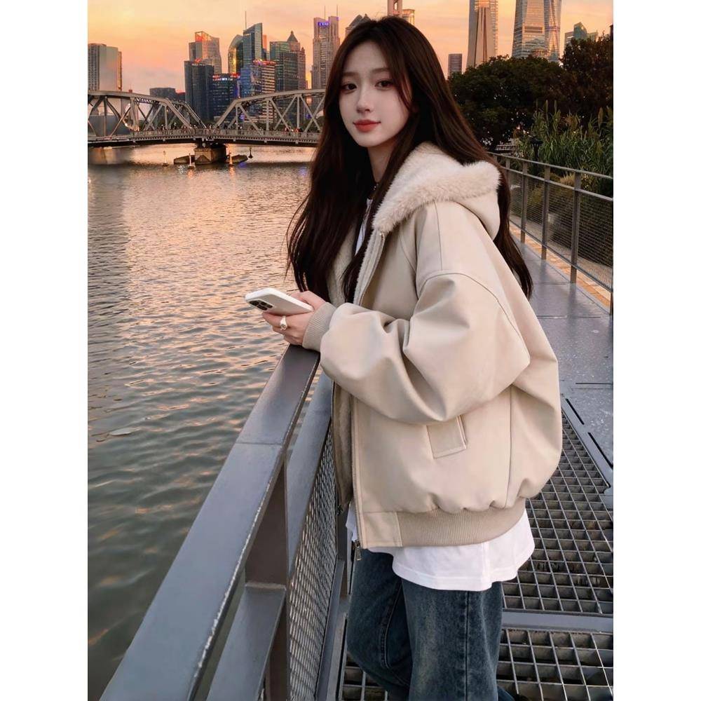 羊羔毛绒厚外套棉服女款2025新款冬季连帽小个子短款保暖情侣棉袄