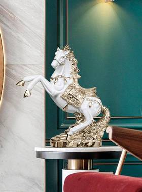 招饰财马摆高件轻奢档客厅玄关ST204酒视柜电柜办公室桌面装品乔