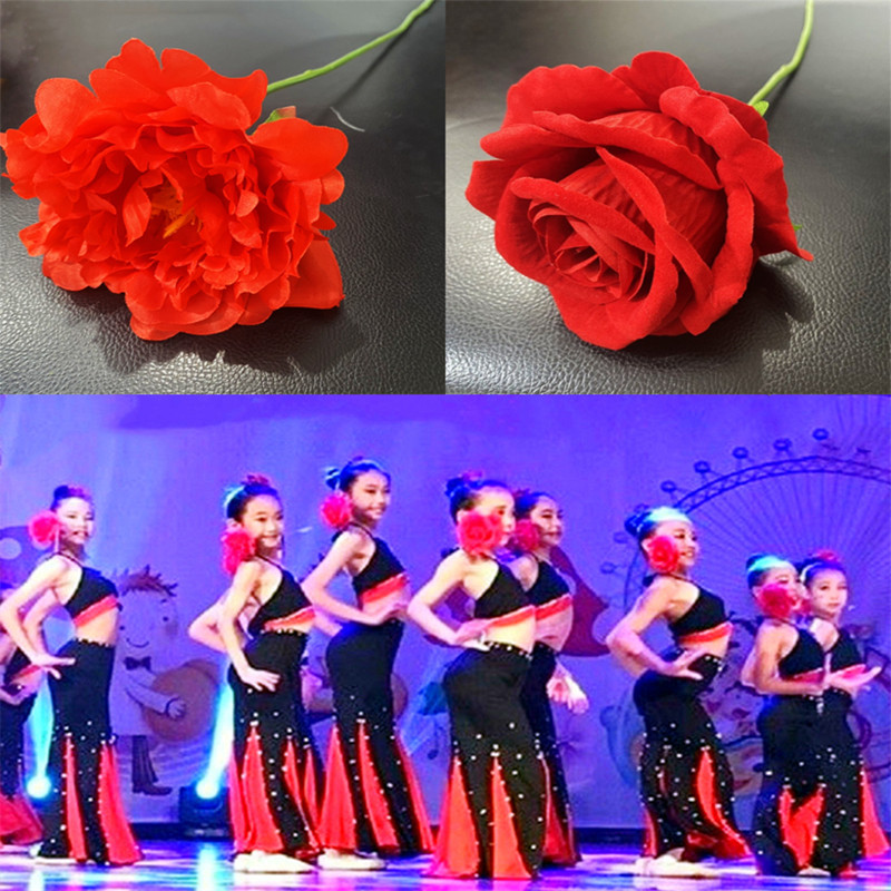 速发傣族舞蹈儿花演出手拿红色牡丹邵多丽道道玫瑰花语表演具具