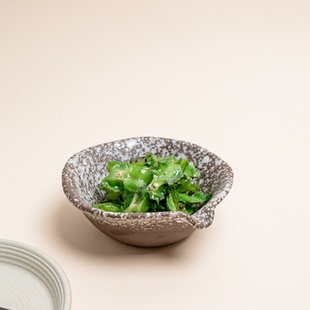 目外新品 粗陶创意不规则小碗5.9英寸家用冷菜碗餐厅火锅店调料碗