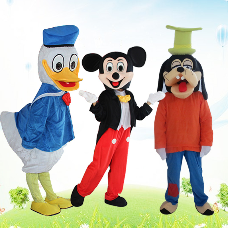 动漫人物玩偶服发传单演出道具