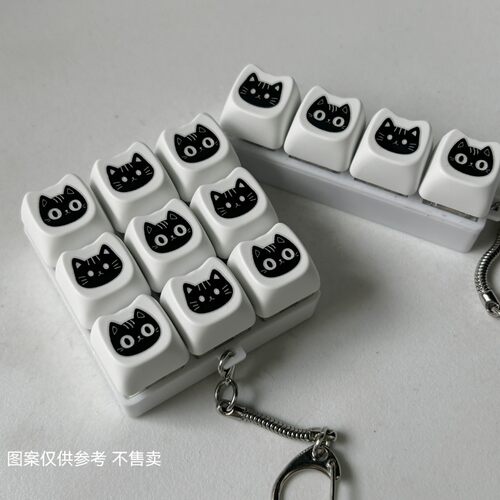 现货罗小黑按键钥匙扣机械键盘客