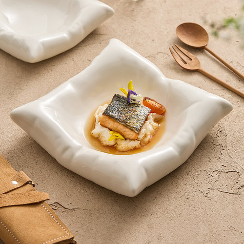 速发优格碗化陶瓷盘子家用厅盘创意酒店餐菜特色四方德碟点心盘甜