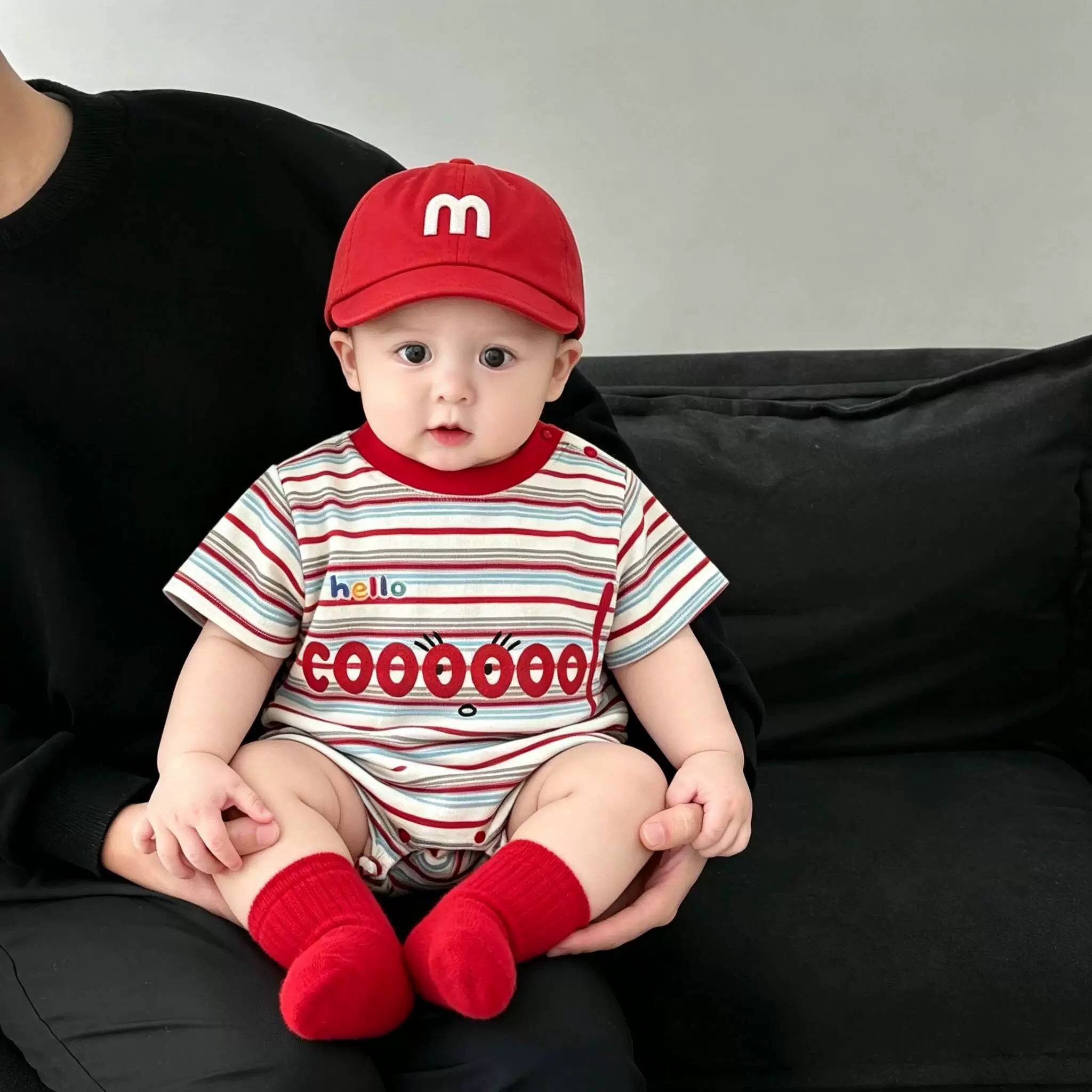 26夏季新品婴儿连身衣外出服夏天短袖条纹字母潮流哈衣爬服