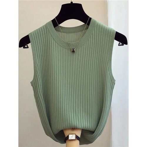 Round neck high elasticity slim fit vest圆领高弹修身无袖背心