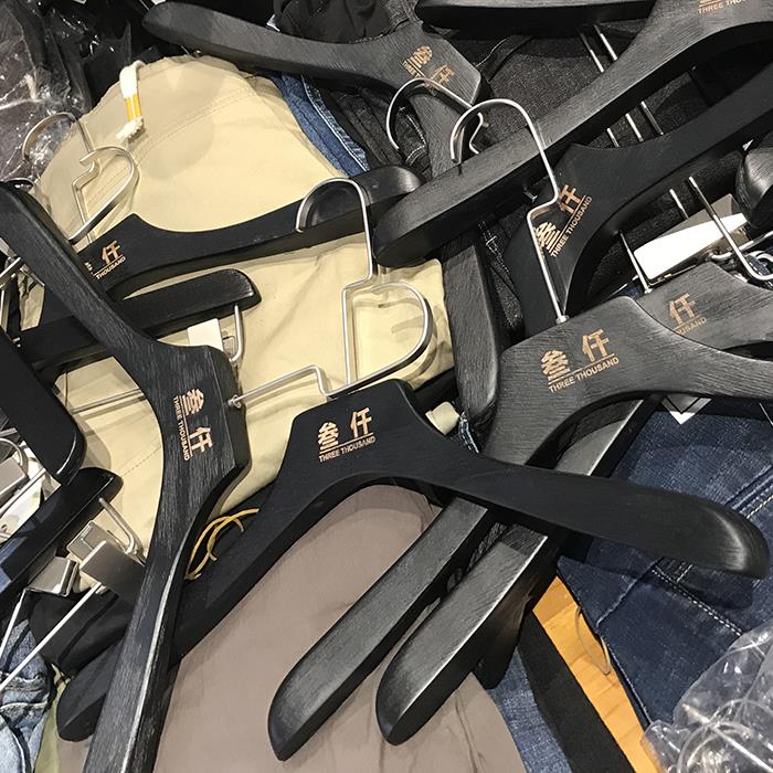 韩版开女服装店实木衣架头植绒防滑婚纱无痕黑色实木衣架LOGO定制