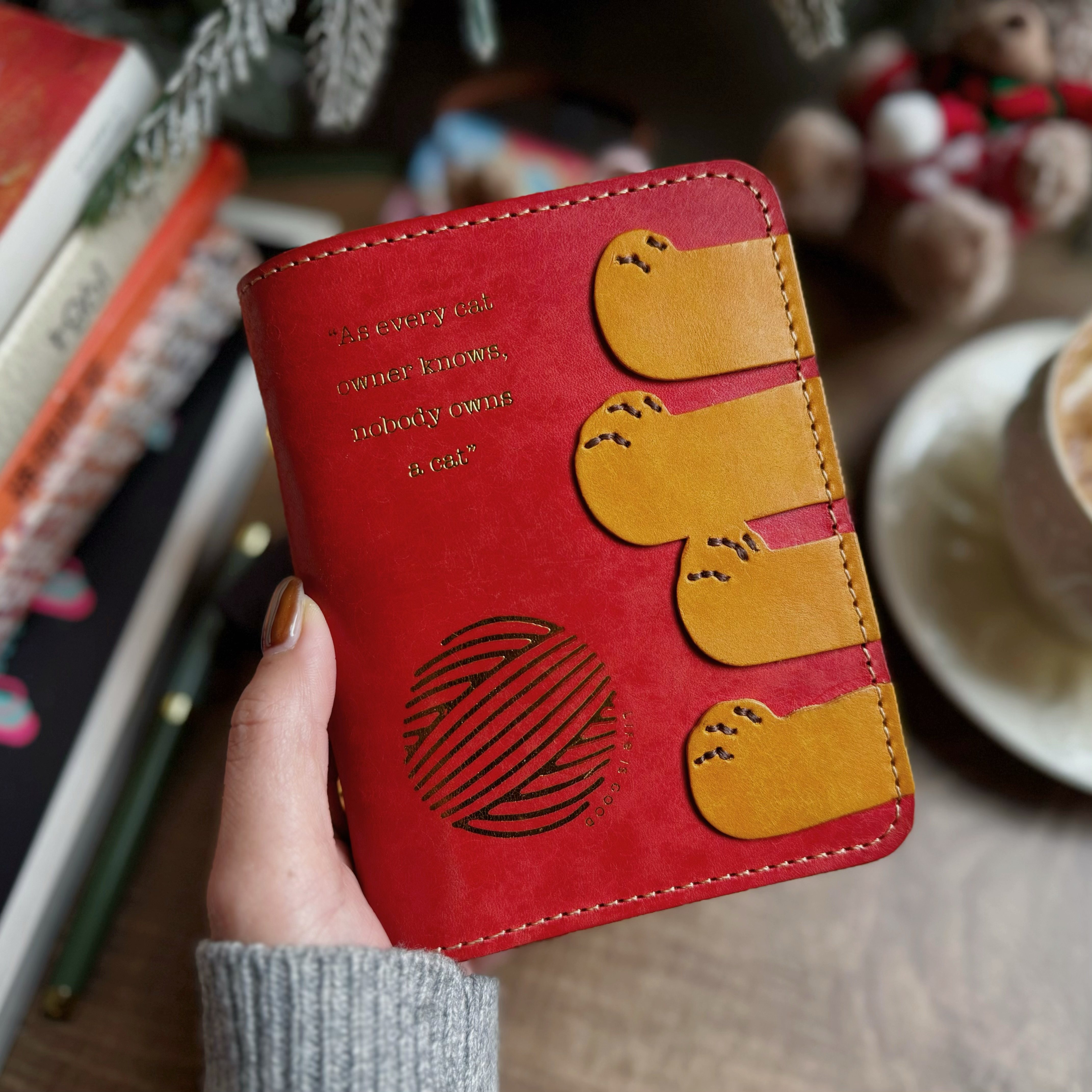 2026礼物原创猫爪红蓝新年头层牛皮手账本A7A6记事本活页本,文具电教/文化用品/商务用品,手帐/日程本/计划本,淘宝优惠券,粉丝福利购,淘宝优惠卷