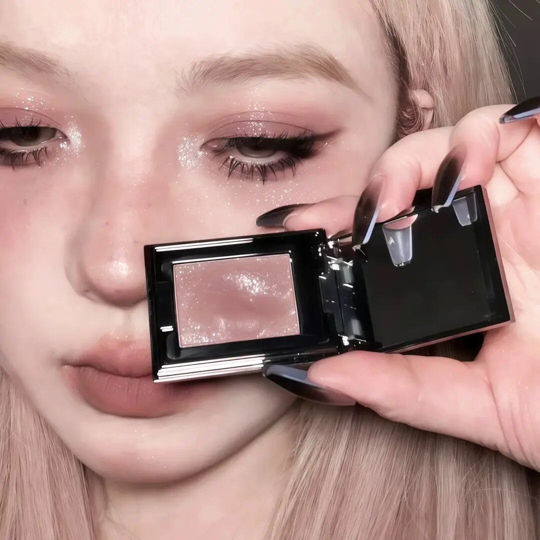 亚裔蛇女烟熏灰粉~单色眼影音更水晶粉R爆闪眼影亮片细闪高光清透