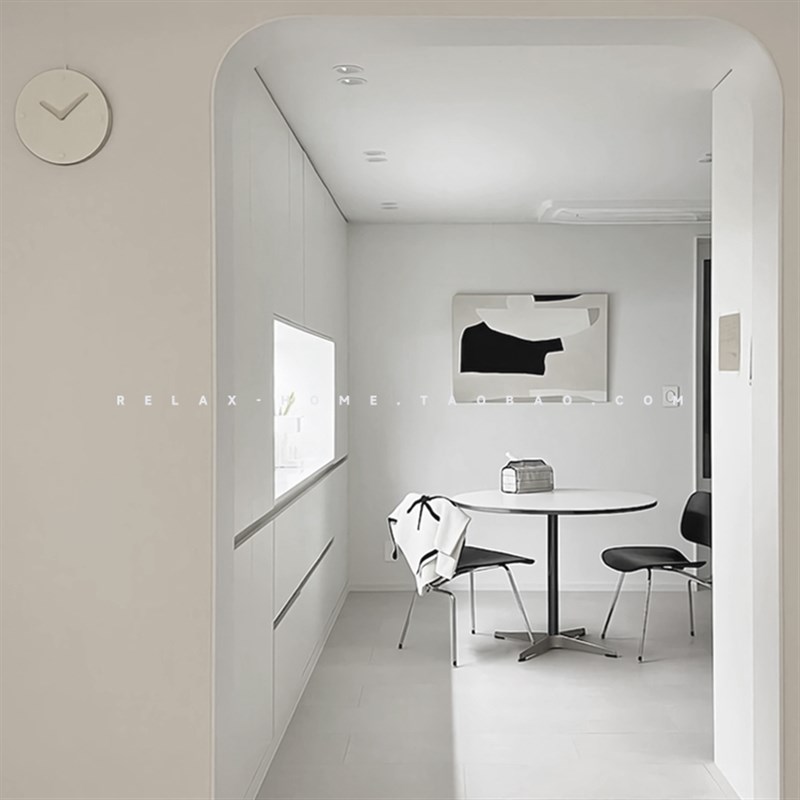 伊姆斯中古d风餐桌韩国博主小户型圆形纯色办公桌咖啡休闲餐饮桌