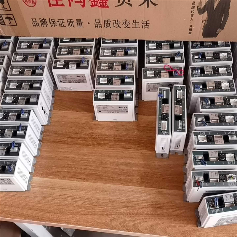 议价IAI电缸驱动器，RCA2  TCA4NA  ST300