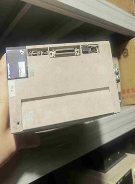 SGD7S-180A00A002安川2KW驱动器  成色~议价