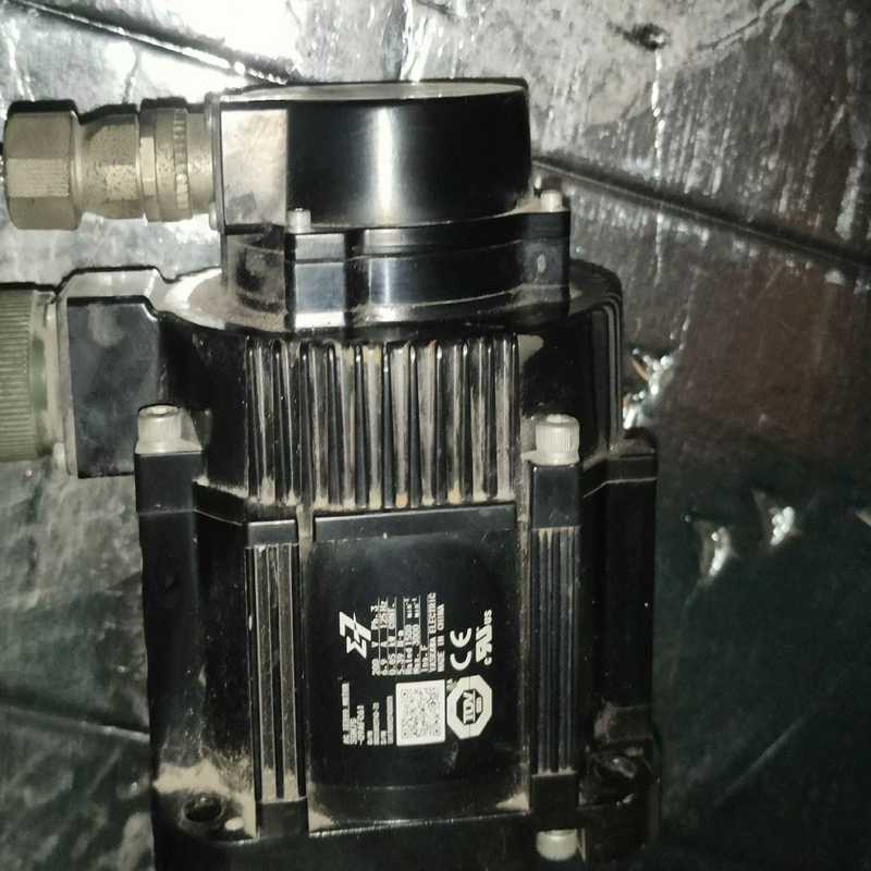 安川伺服电机，SGM7G-09AFC61（耶耶电子）