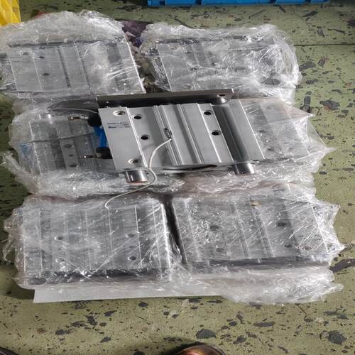 SMC气缸 MGPM63-100Z~议价