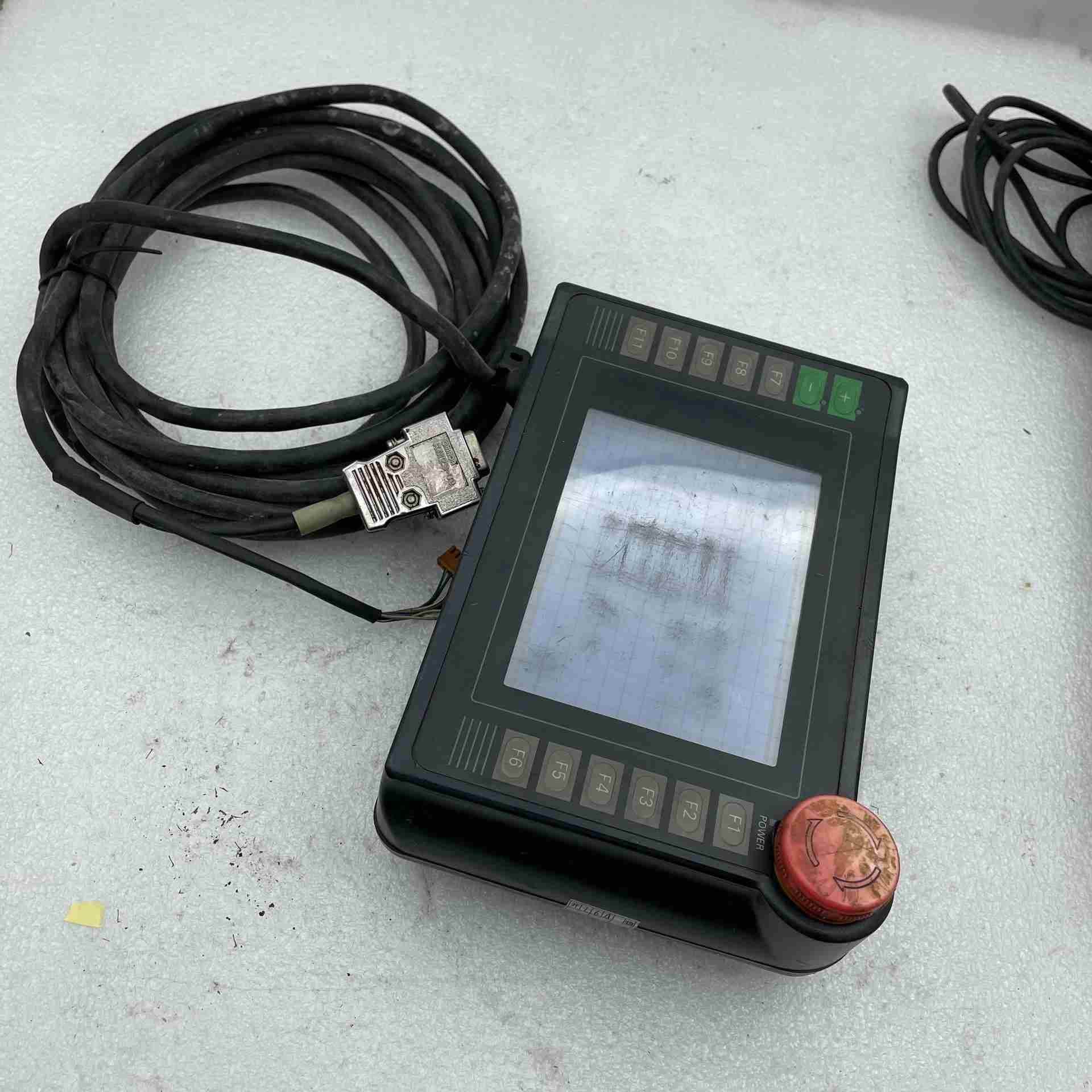 OMRON触摸屏 NTH25-ST121B     欧议价