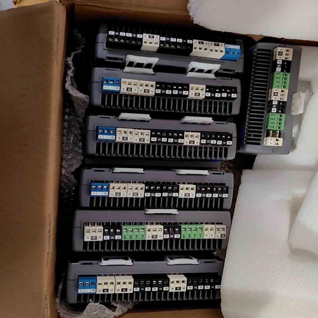 江森门禁控制器型号RDR2SA单价1200—只议价