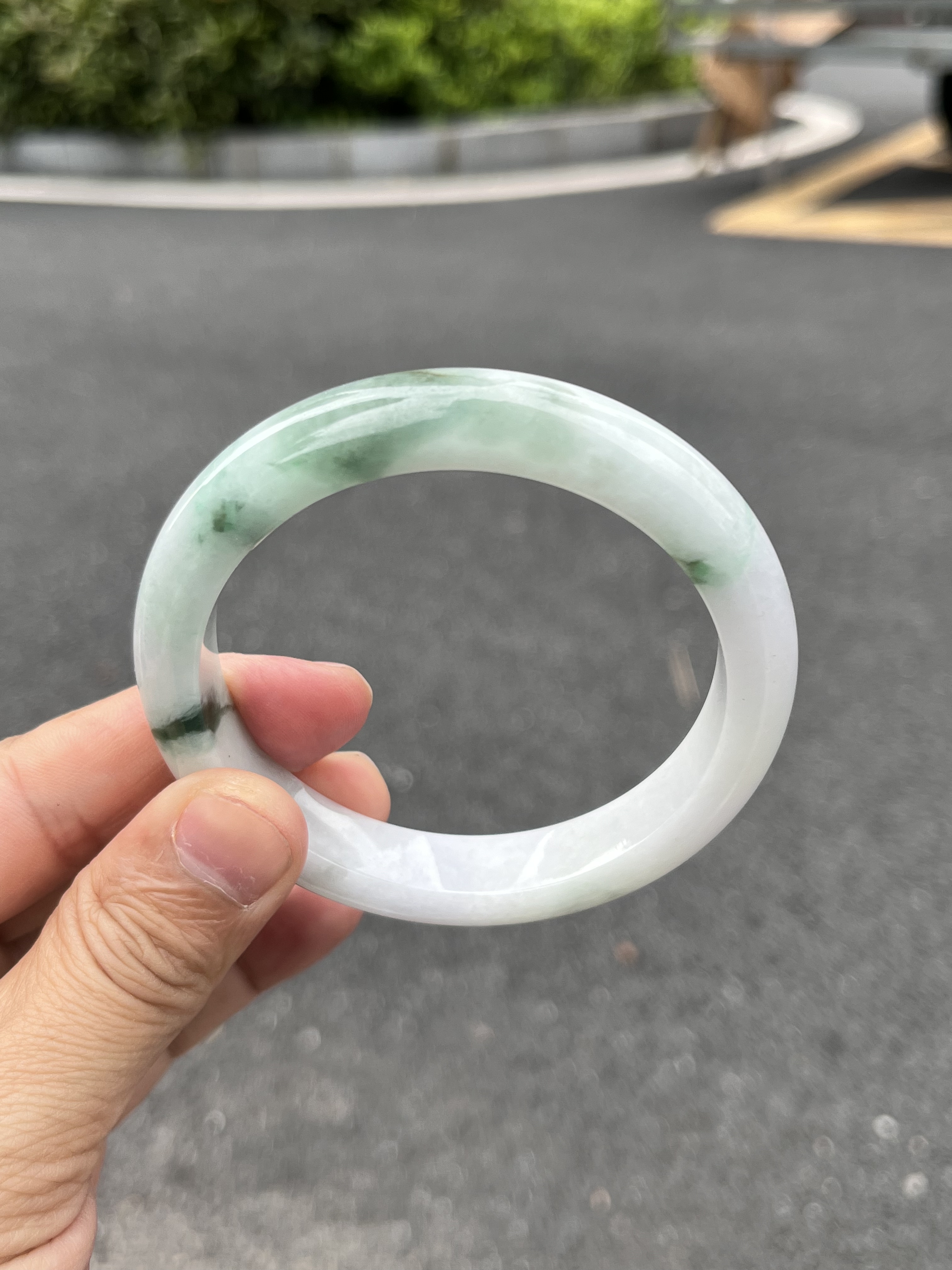 1025-1391天然A货翡翠60-12-8.6老种细腻带紫带绿有裂纹