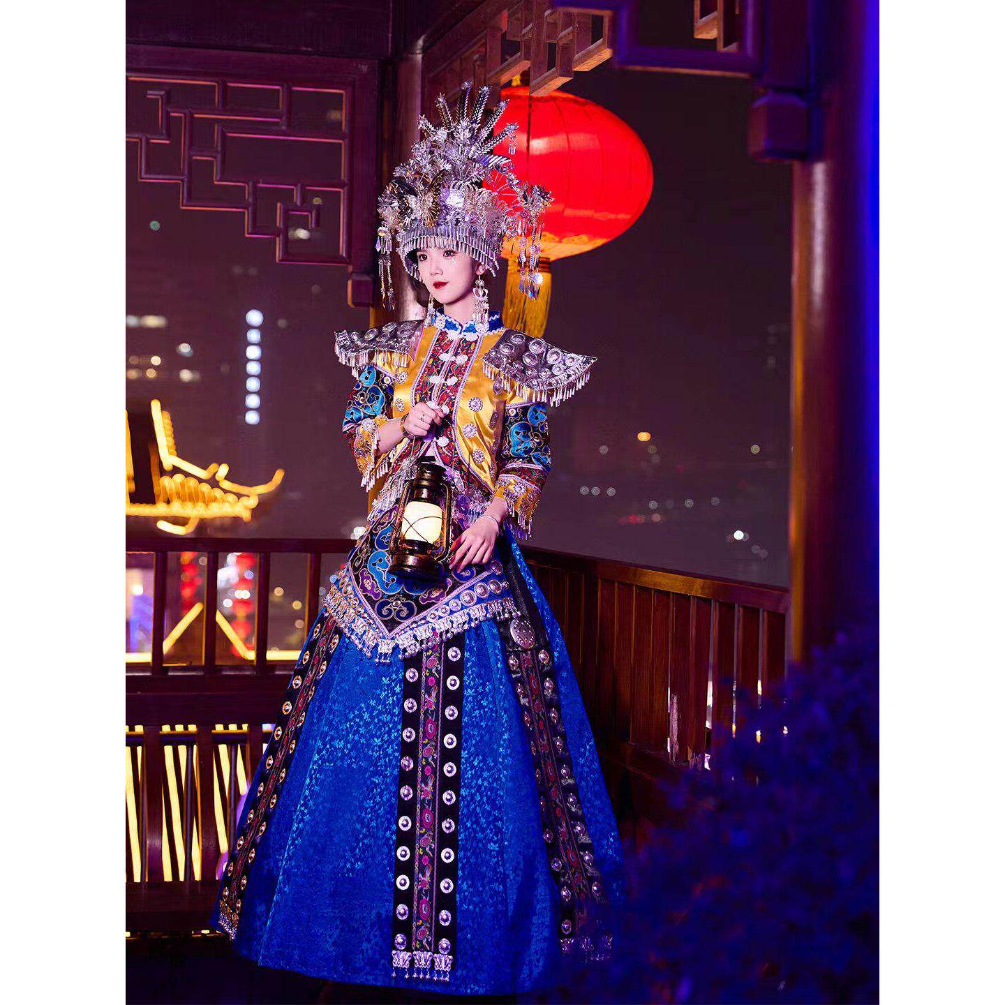 苗家盛装新款苗族服装女豪华套装头饰项圈舞台高端演出服民族风新