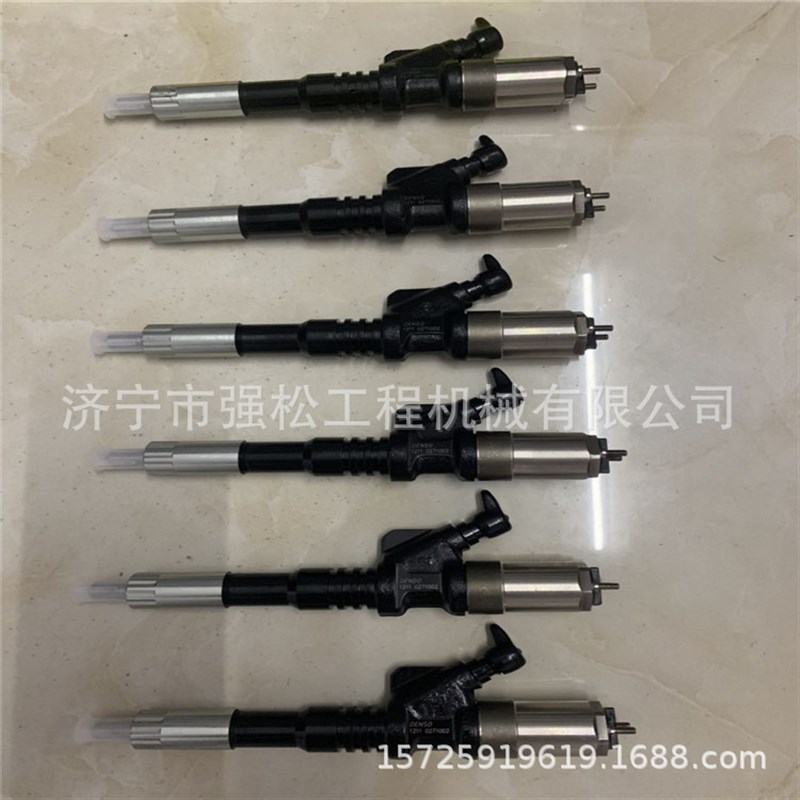 速发现货销售6128-11-00喷油器发6D155-4燃油泵柴油泵 缸盖缸体