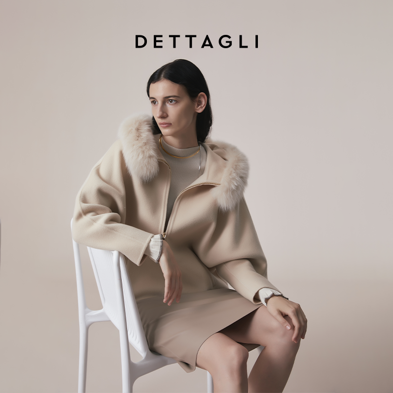 Dettagli/迪塔莉秋冬季白狐毛连帽温柔拉链款绵羊毛呢子大衣外套