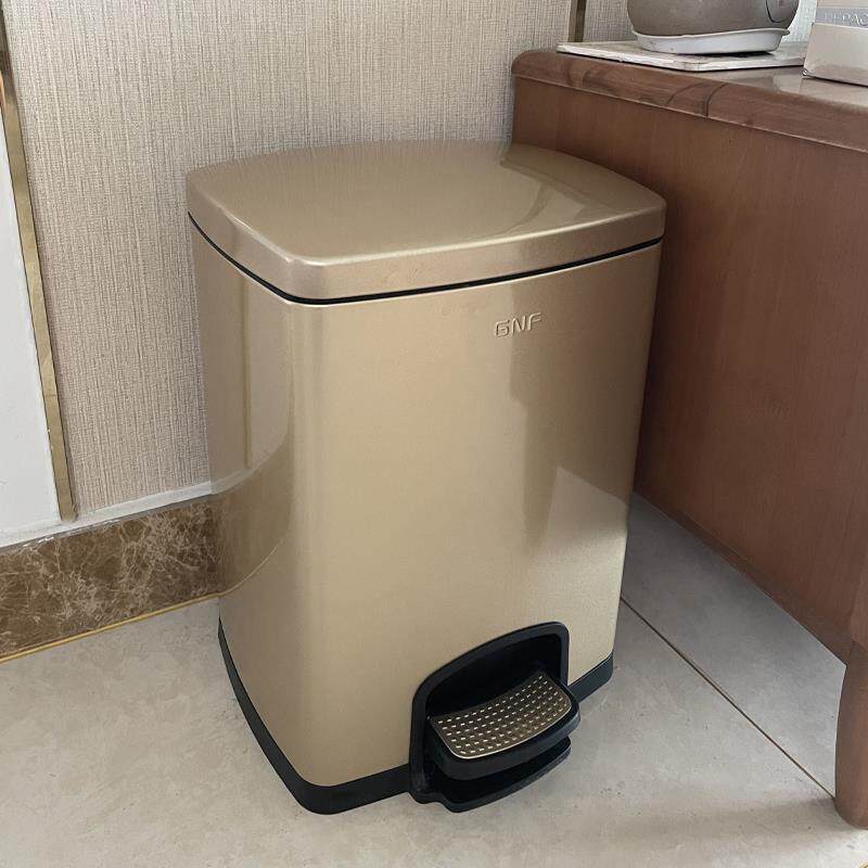 高档GNF不锈钢脚踏垃圾桶家用40L大容量30L厨房25L客厅8L有盖小号