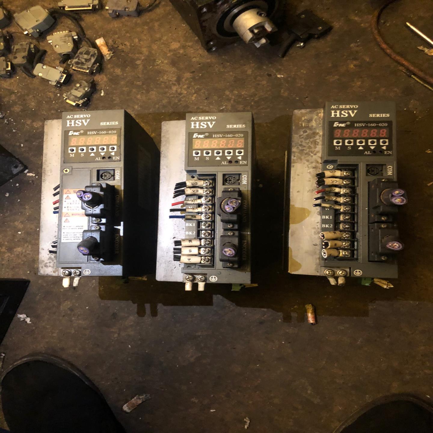 议~华中伺服驱动器HSV-160-020，拆机3台功能正常，运费