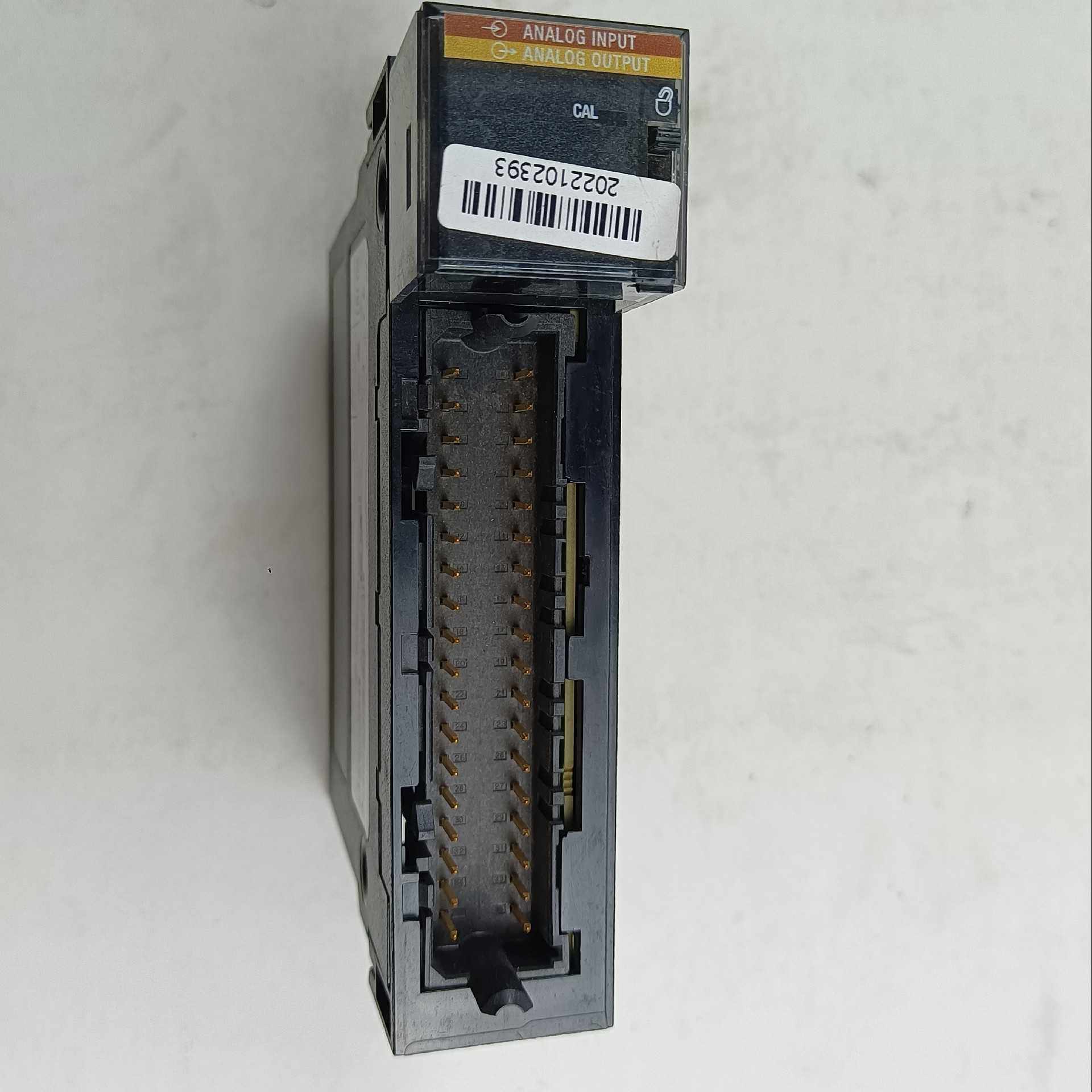 【汇生】1756-IF4FXOF2F   拆机 功能正常包好【议价】