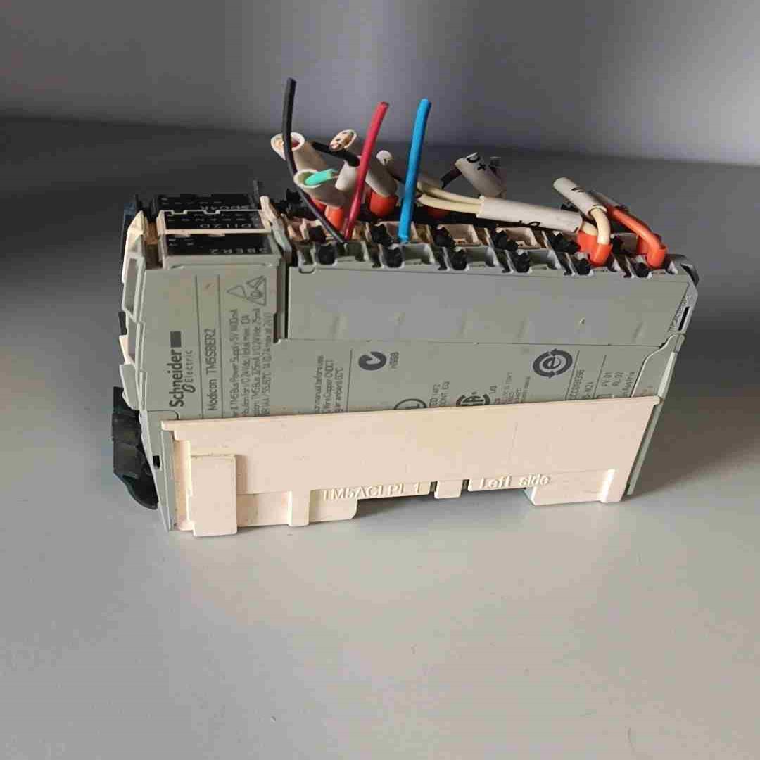 TM5SDI12D  TM5ACBM11 TM5ACTB议价