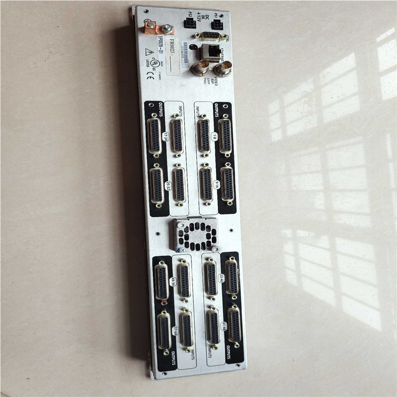 NVISION转接器 CR3232-AA   成色如图，功能议价