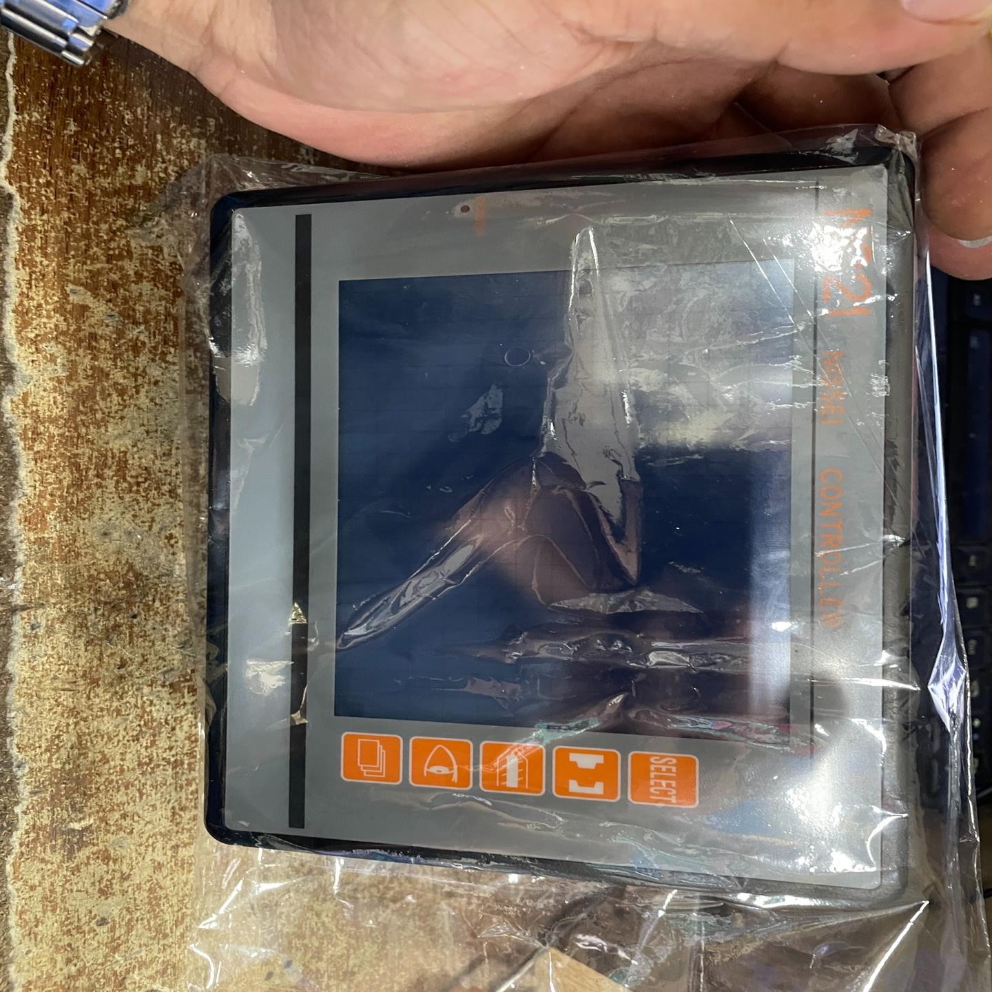 富士触摸屏V606iM10M-033功能测试正常九五新议价（崽载电子）