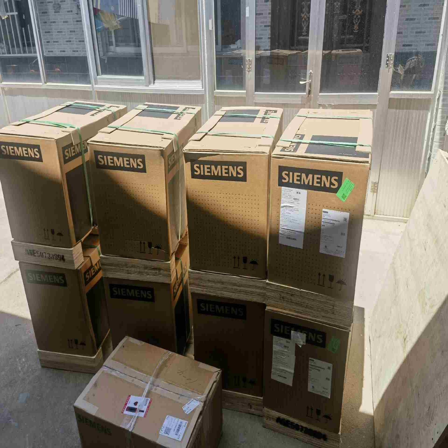 5台 6SL3220-3YD46-0CB0  110议价