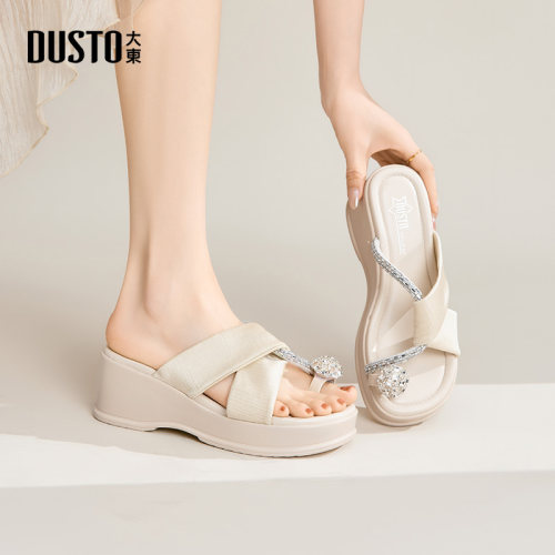 DUSTO大东时尚舒适凉拖厚底松糕