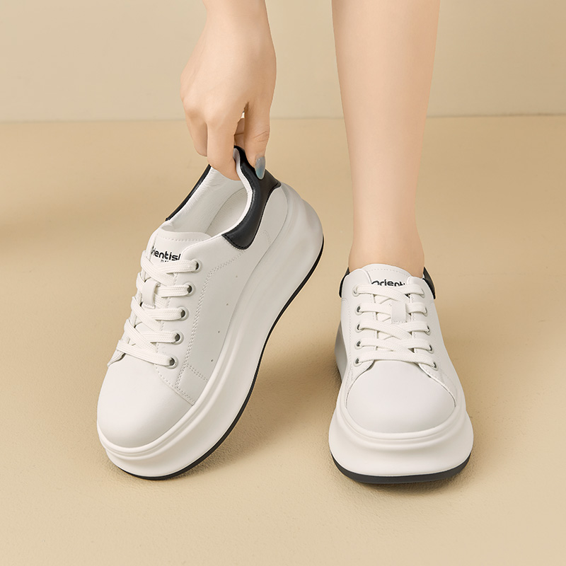 大东时尚休闲平底圆头休闲板鞋