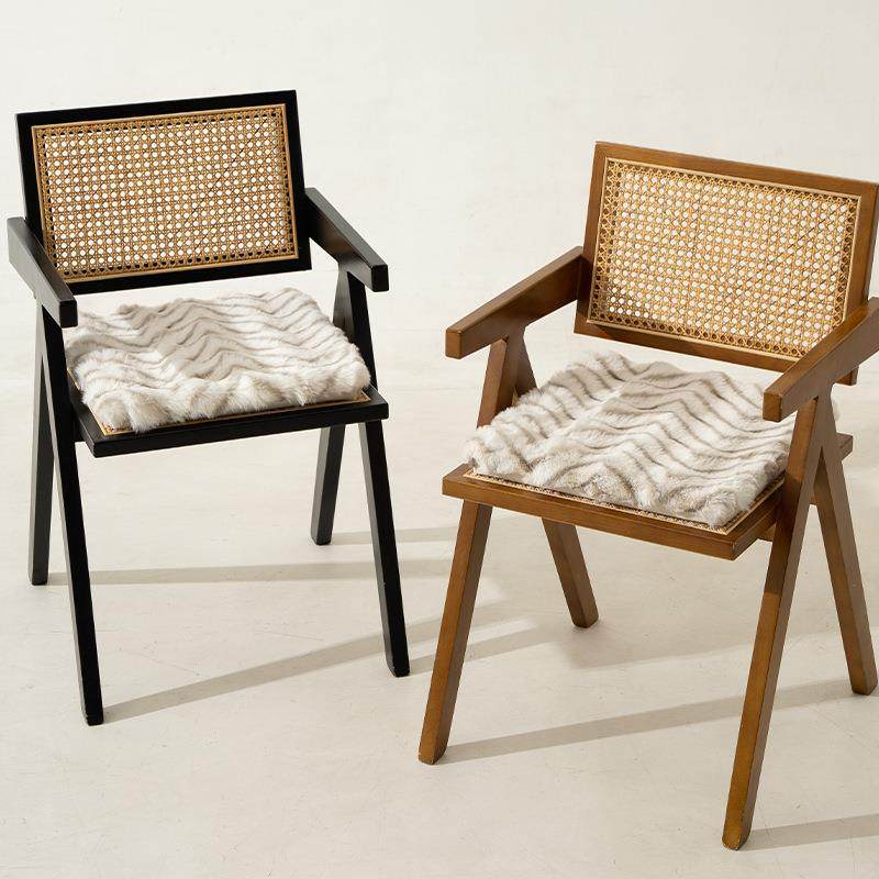 坐垫冬季毛绒椅垫办公室久坐加厚防滑冬天座垫屁垫凳子餐椅椅子垫,居家布艺,美臀垫/保健坐垫,淘宝优惠券,粉丝福利购,淘宝优惠卷