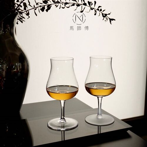 马师傅威士忌品鉴杯 人E工吹制水晶玻璃闻香杯