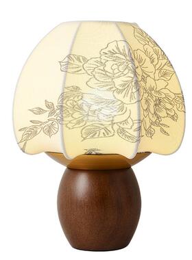 法式美复式古实木小32633台卧室头柜新款中古装饰灯灯高级感温床